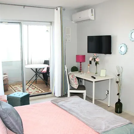 Ricardo Rolao Vista Mar - Edificio Oasis - Bedrooms Faro