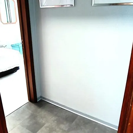 Ricardo Rolao Vista Mar - Edificio Oasis - Bedrooms * Faro